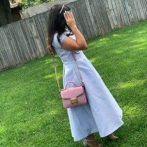 Meet your Posher, Elsa